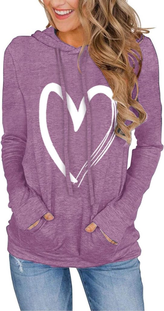 Womens Hoodies Pullover Cute Heart Sweatshirts Long Sleeve Tops with Pockets